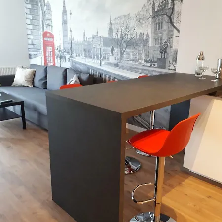 Przestronny Apartament W Centrum Poznania *