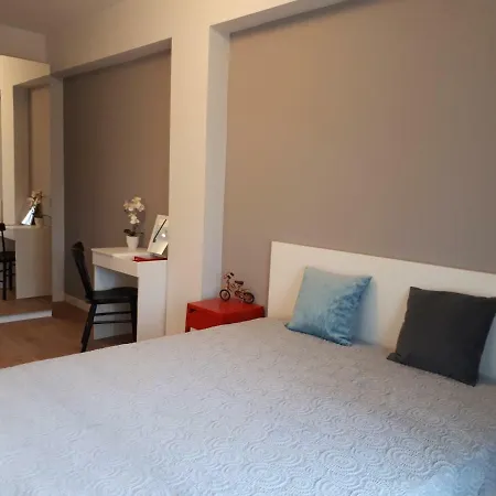 Przestronny Apartament W Centrum Poznania 아파트 *